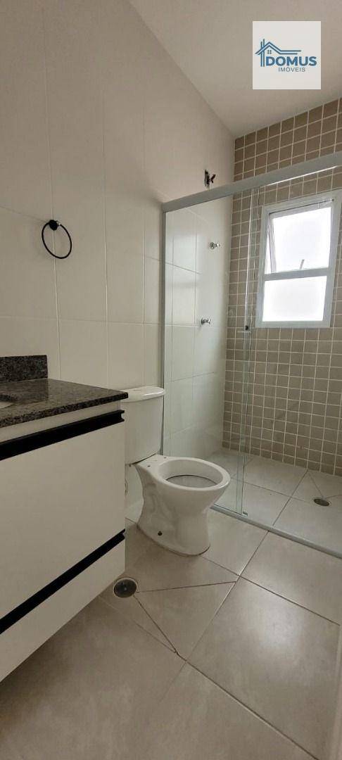 Casa de Condomínio para alugar com 3 quartos, 90m² - Foto 9