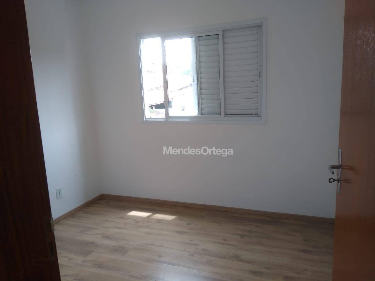 Apartamento à venda com 2 quartos, 60m² - Foto 15