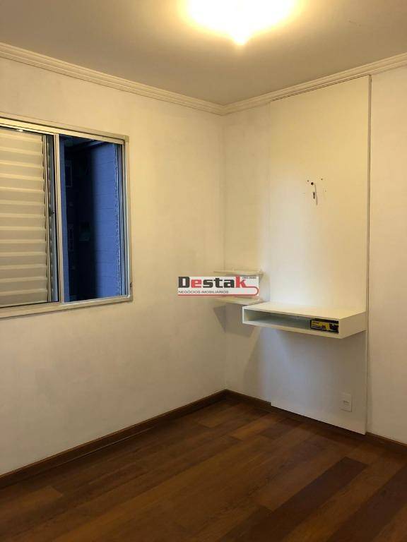 Apartamento à venda com 2 quartos, 55m² - Foto 46