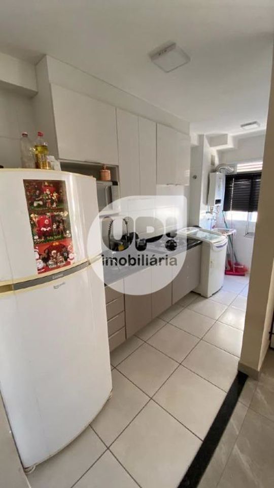 Apartamento à venda com 2 quartos, 55m² - Foto 11