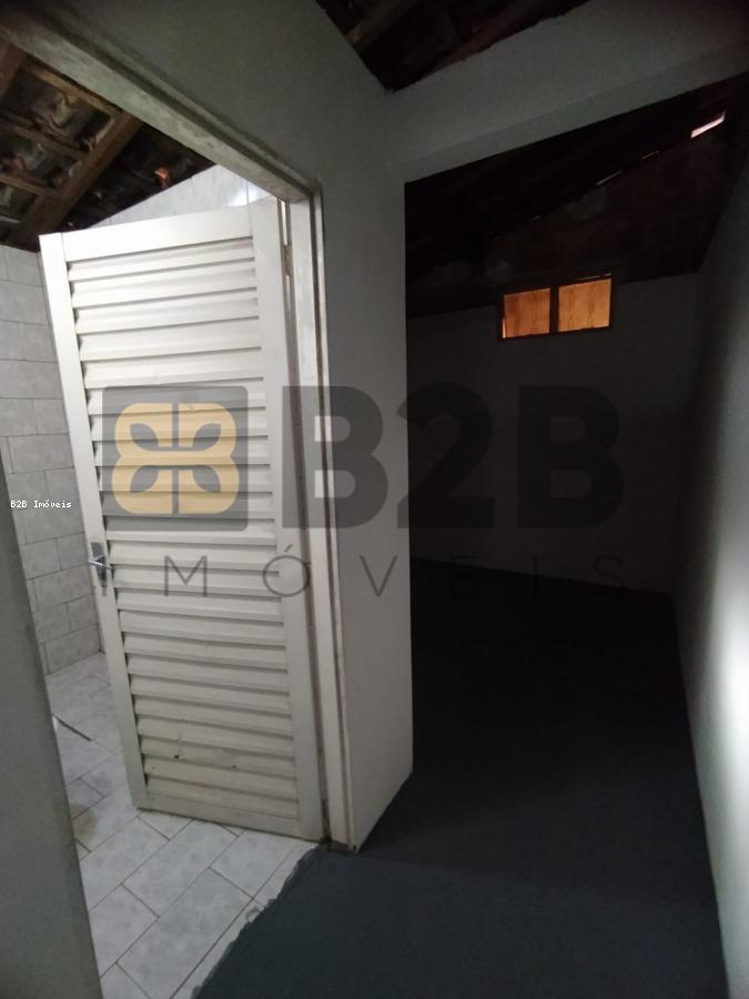 Casa à venda com 2 quartos, 100m² - Foto 17