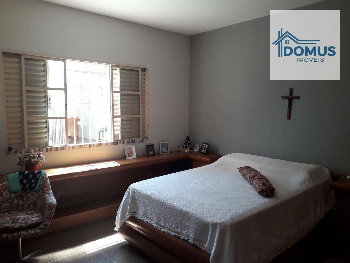 Casa à venda com 3 quartos, 194m² - Foto 22
