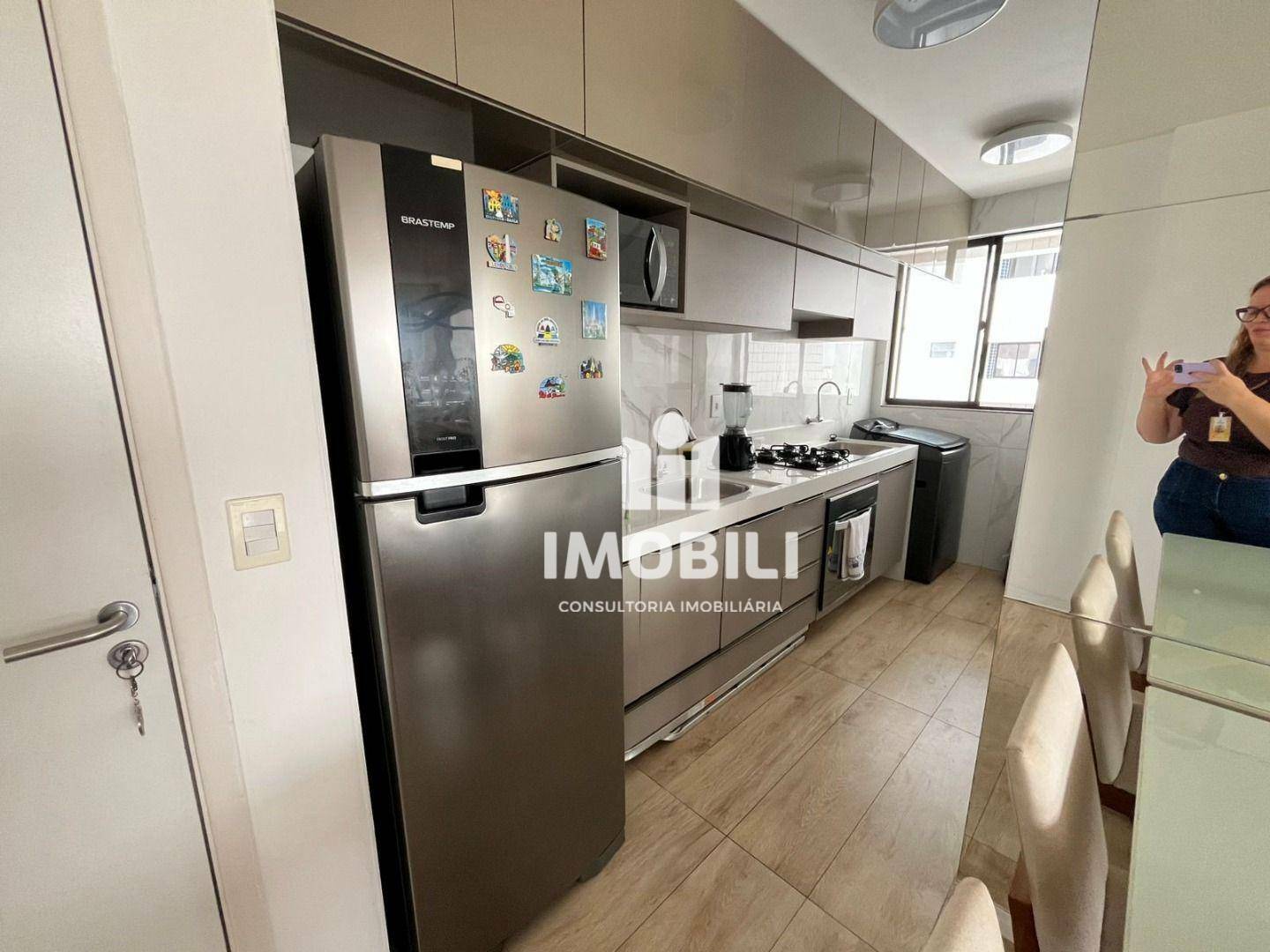 Apartamento à venda com 2 quartos, 52m² - Foto 4