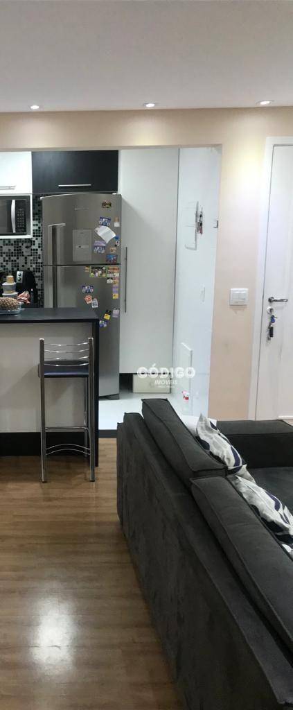 Apartamento à venda com 2 quartos, 70m² - Foto 12