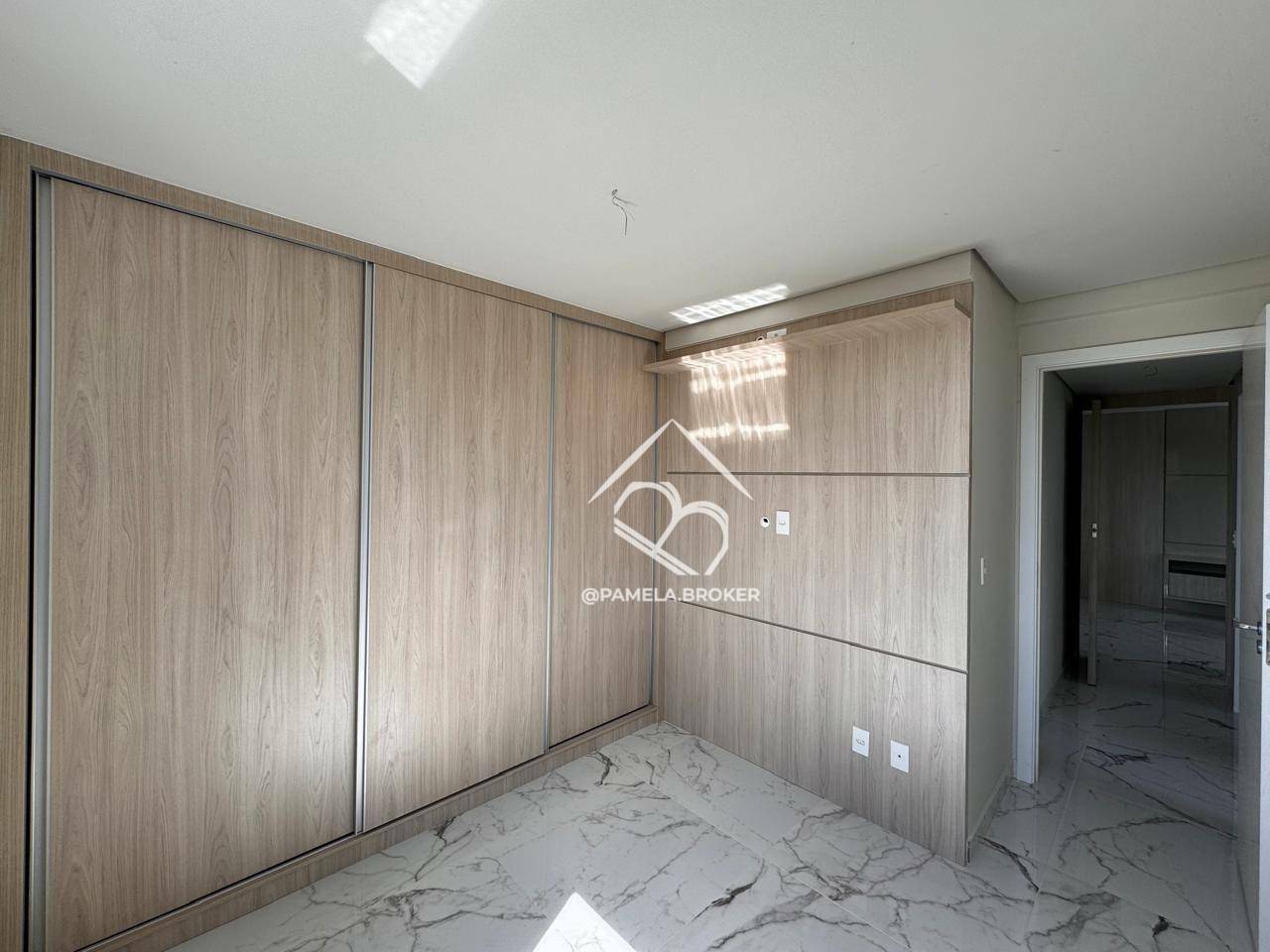 Apartamento à venda com 2 quartos, 107m² - Foto 7