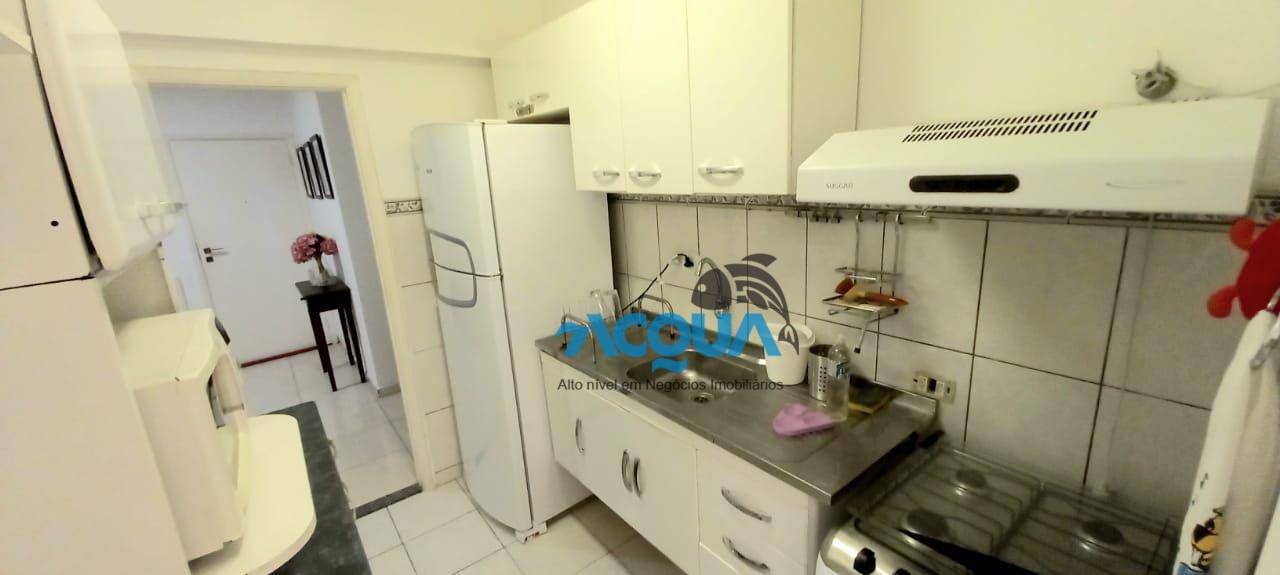 Apartamento à venda com 2 quartos, 70m² - Foto 3