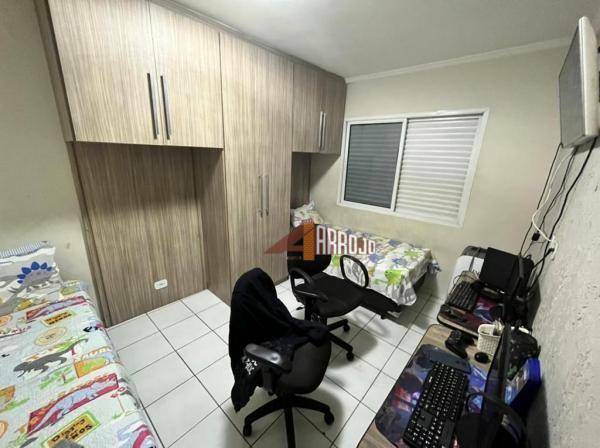 Sobrado à venda com 3 quartos, 300m² - Foto 6