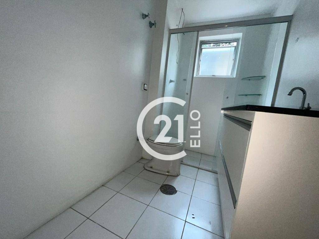 Apartamento para alugar com 3 quartos, 157m² - Foto 14