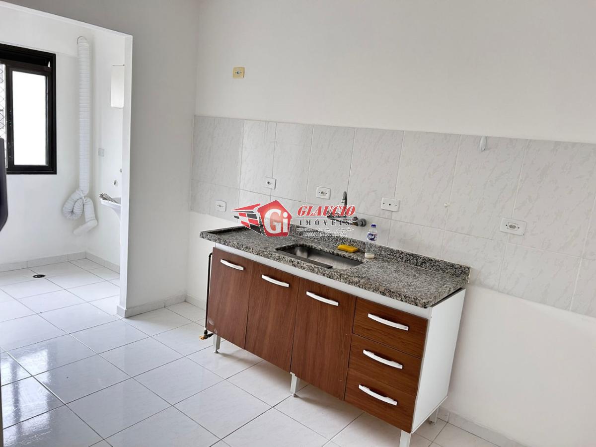 Apartamento à venda com 2 quartos, 63m² - Foto 5