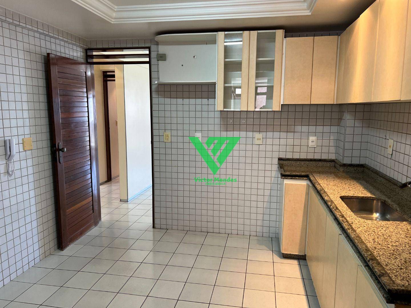 Apartamento à venda com 3 quartos, 145m² - Foto 16