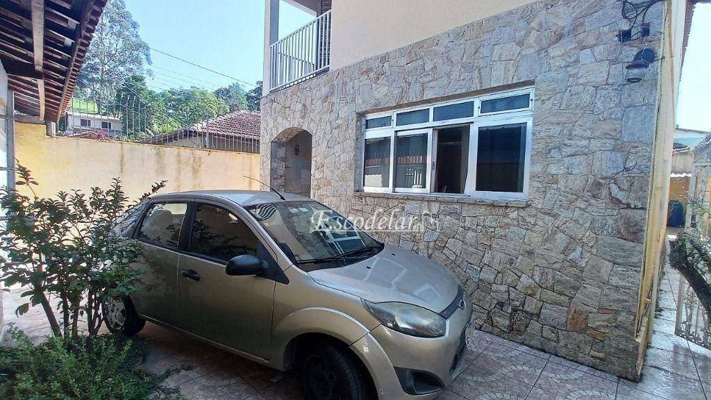 Sobrado à venda com 4 quartos, 350m² - Foto 2