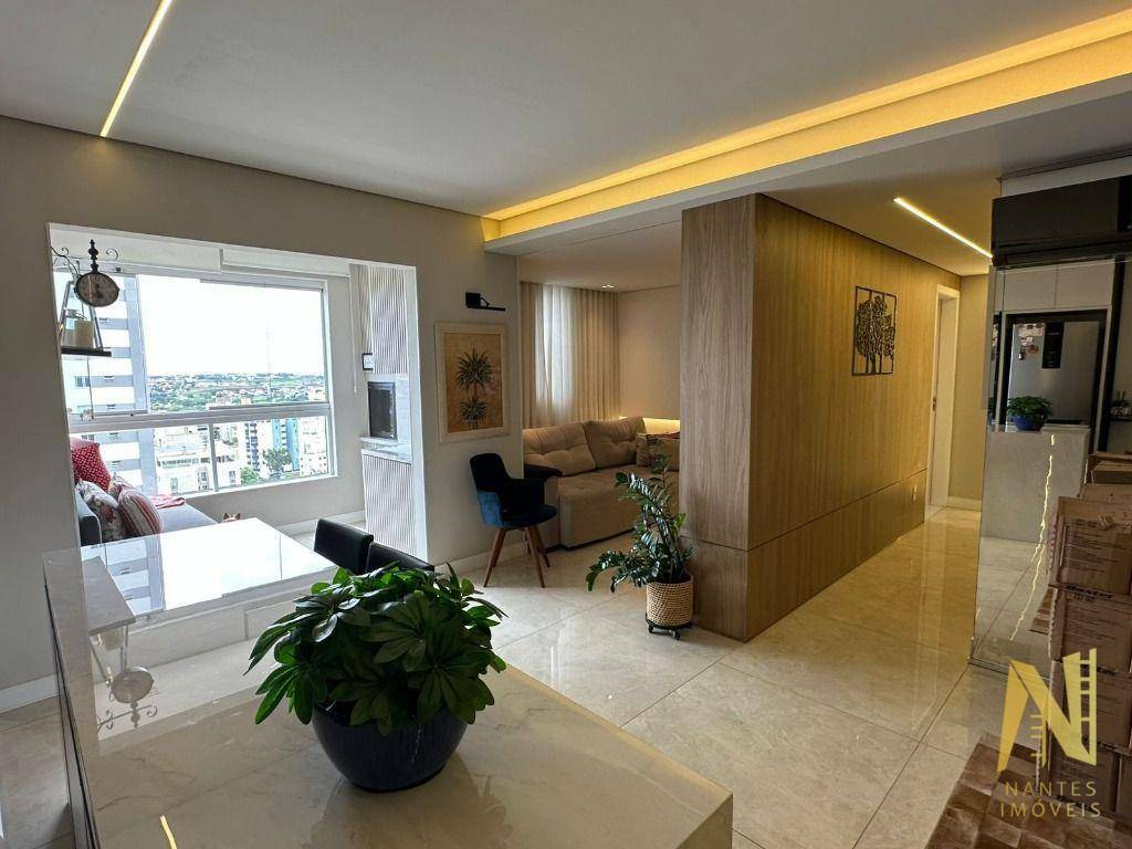 Apartamento à venda com 2 quartos, 76m² - Foto 4