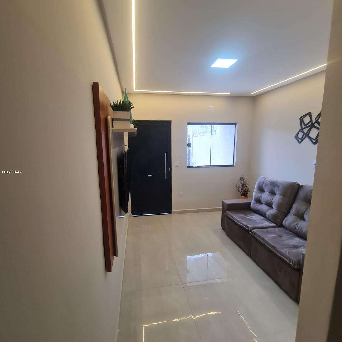 Casa à venda com 3 quartos, 98m² - Foto 3