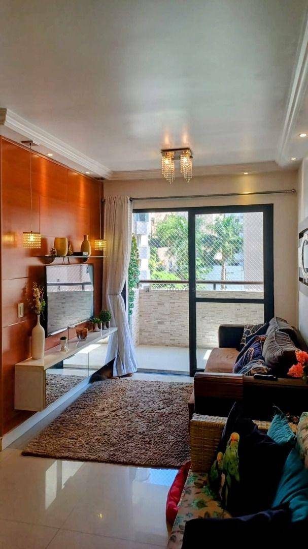 Apartamento à venda com 3 quartos, 79m² - Foto 1