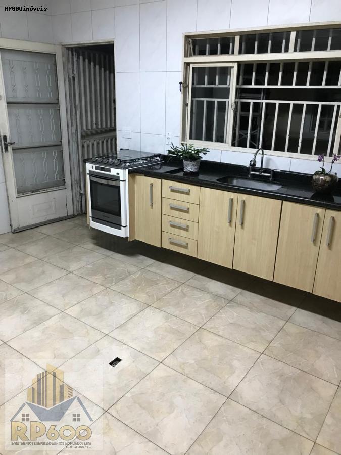 Casa para alugar com 2 quartos, 100m² - Foto 34