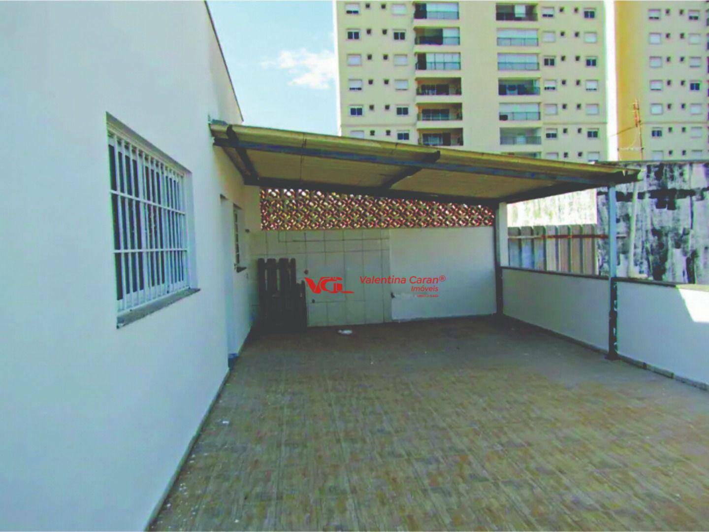 Casa para alugar com 2 quartos, 108m² - Foto 1