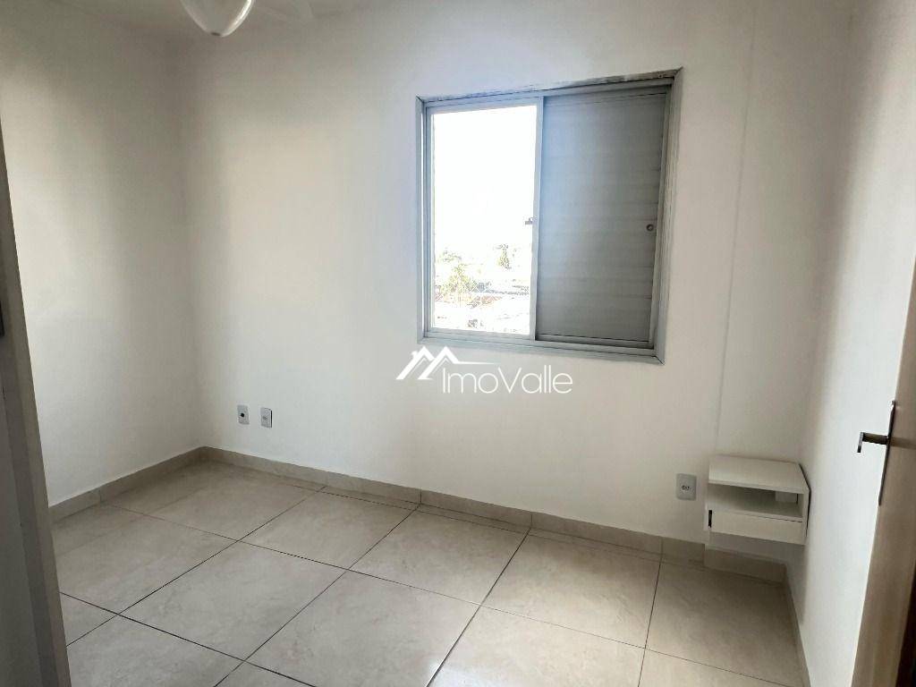 Apartamento para alugar com 3 quartos, 70m² - Foto 12