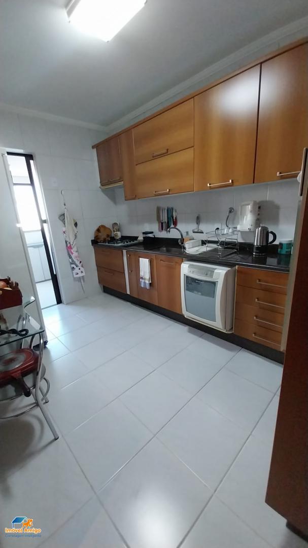 Apartamento à venda com 3 quartos, 106m² - Foto 29