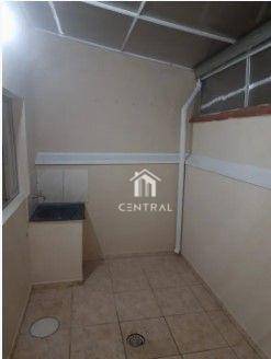 Casa à venda com 2 quartos, 60m² - Foto 4