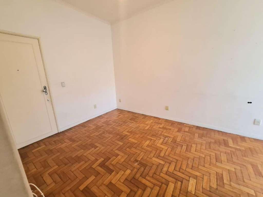 Apartamento à venda com 1 quarto, 50m² - Foto 8