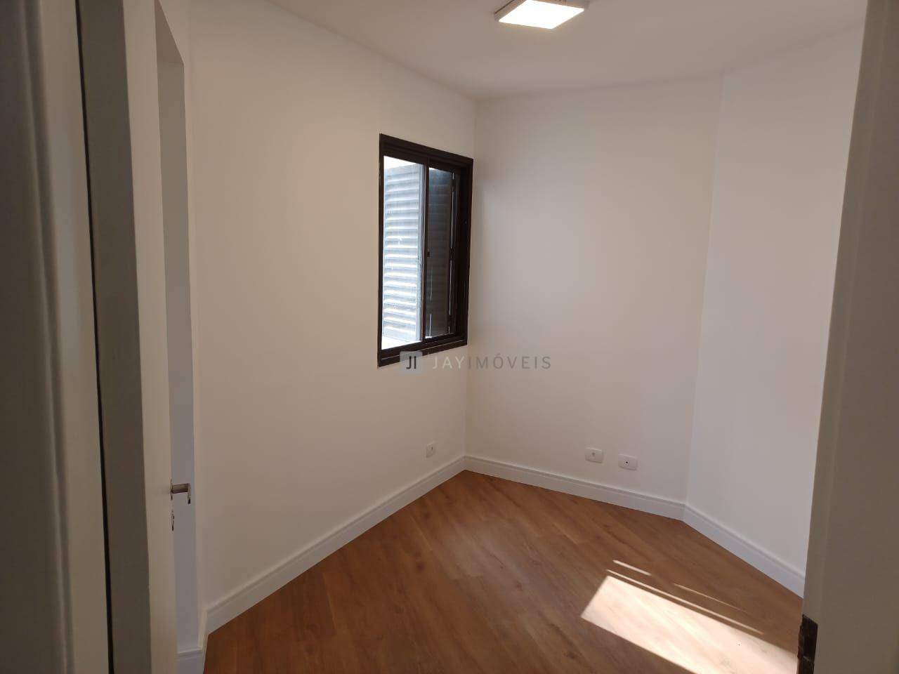 Apartamento para alugar com 4 quartos, 96m² - Foto 8