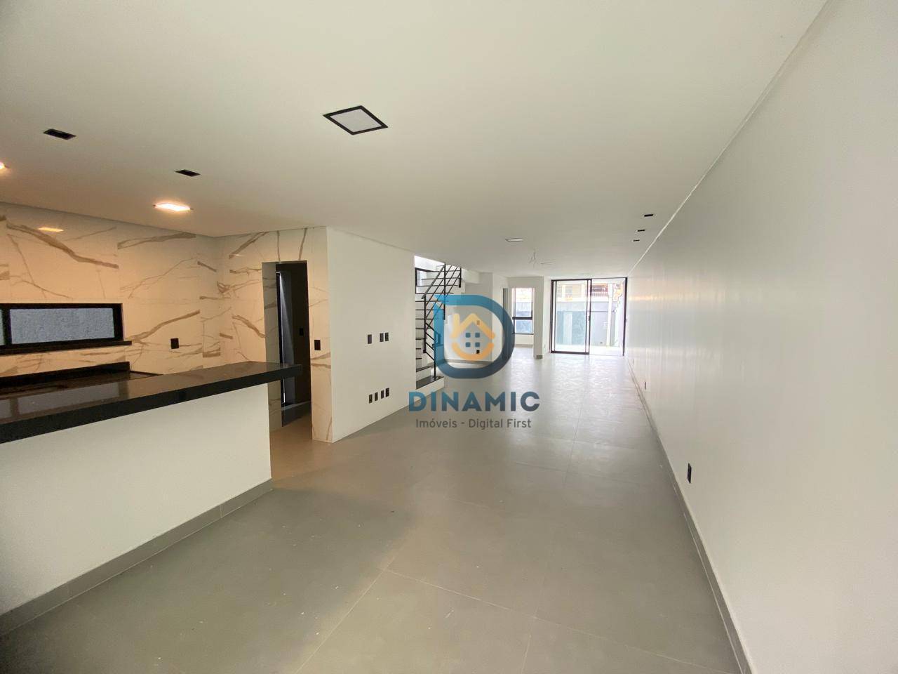 Casa à venda com 4 quartos, 186m² - Foto 10