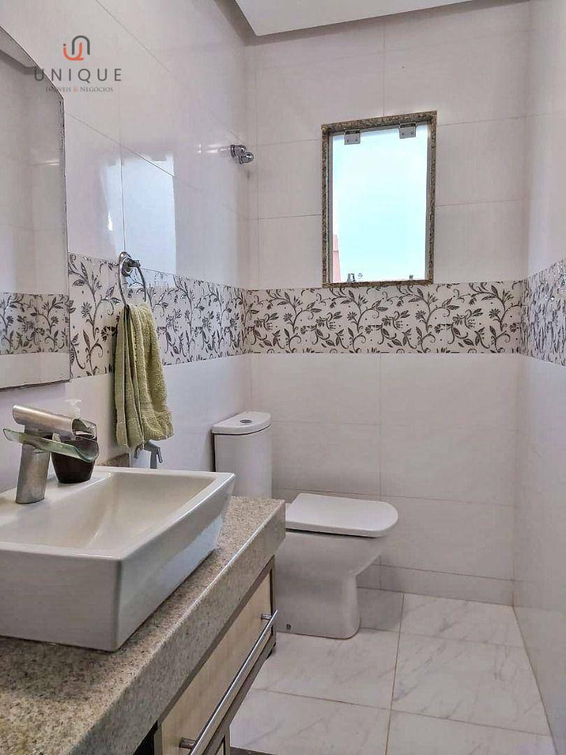 Casa à venda com 3 quartos, 330M2 - Foto 4