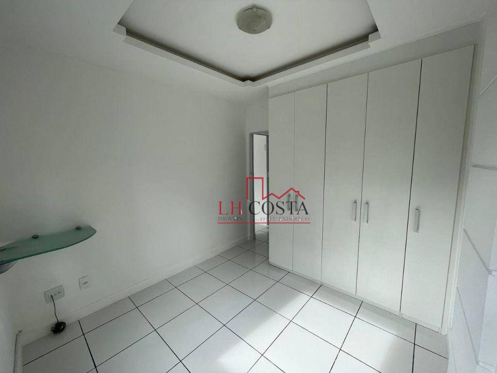 Apartamento à venda com 2 quartos, 70m² - Foto 14