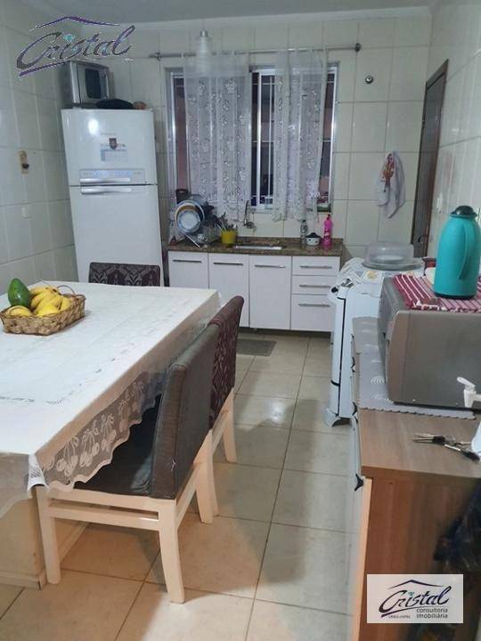 Casa à venda com 3 quartos, 180m² - Foto 4