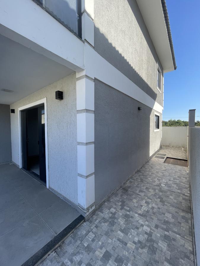 Casa à venda com 2 quartos, 88m² - Foto 2