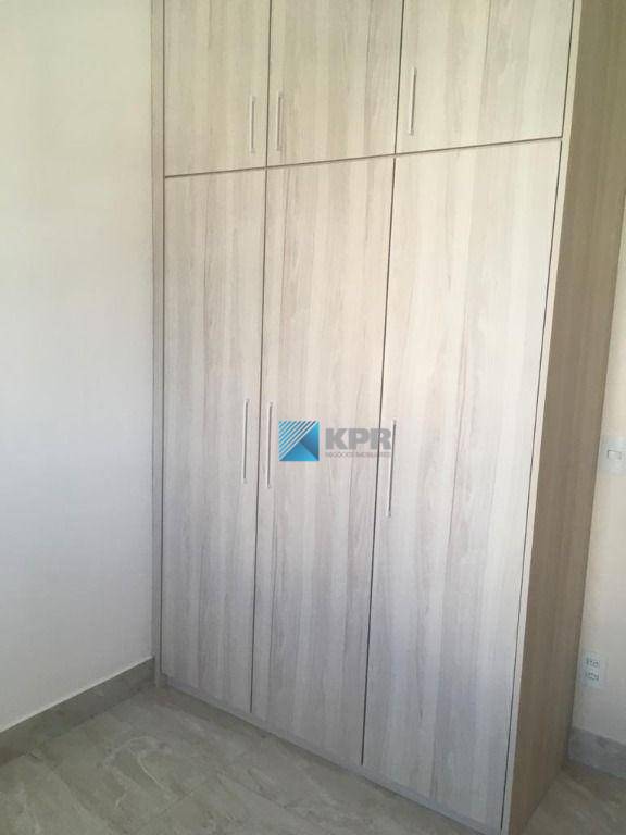 Apartamento à venda com 2 quartos, 69m² - Foto 12