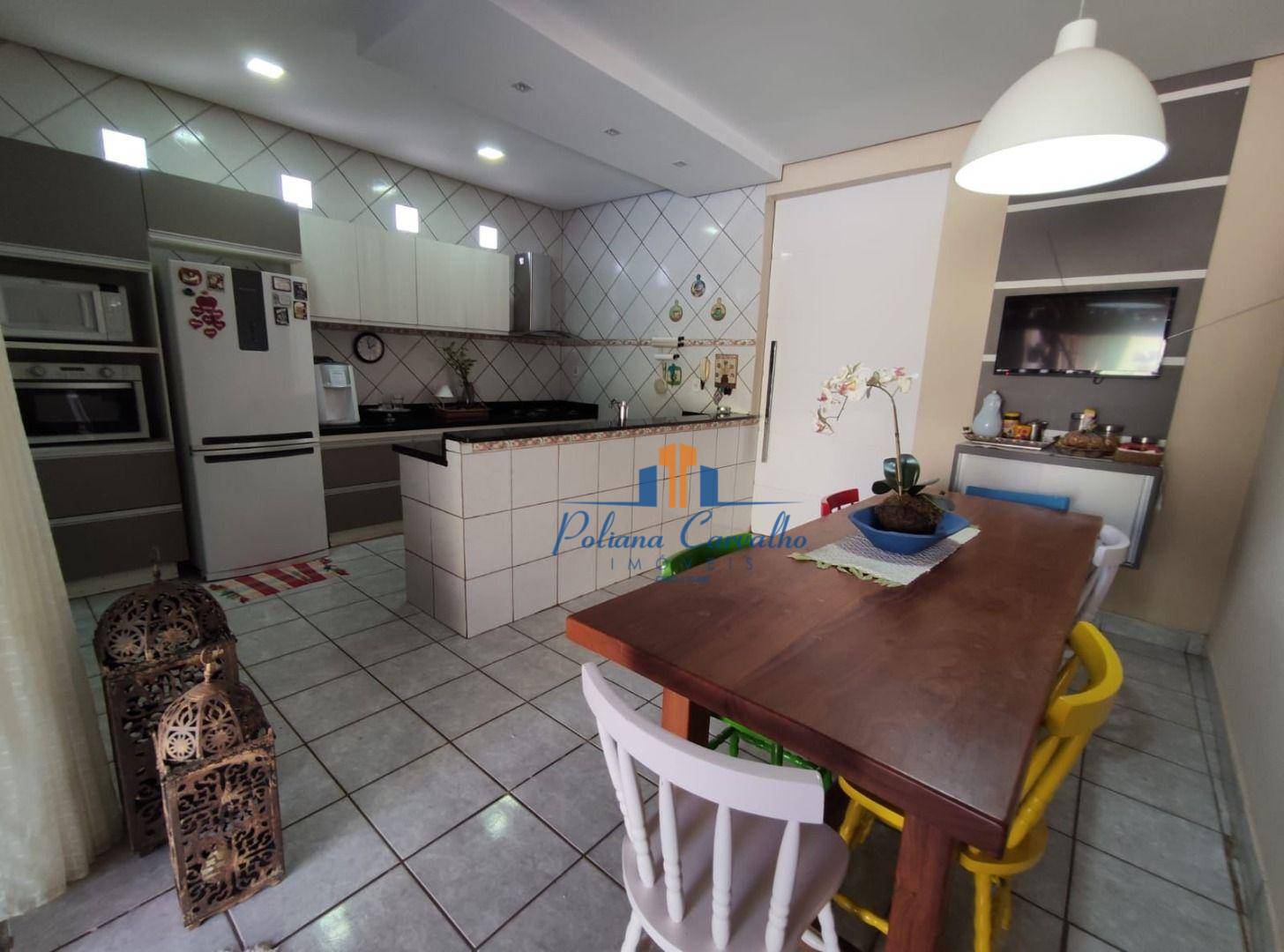 Casa à venda com 3 quartos, 200m² - Foto 16