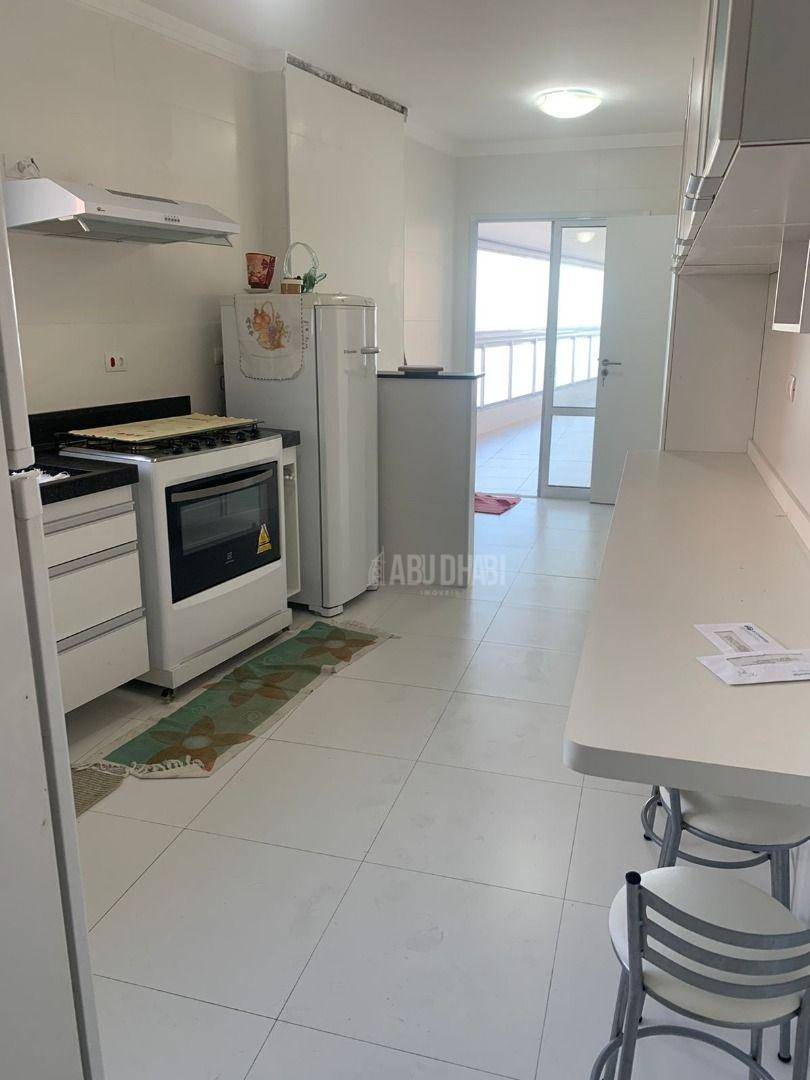 Apartamento à venda com 3 quartos, 213m² - Foto 21