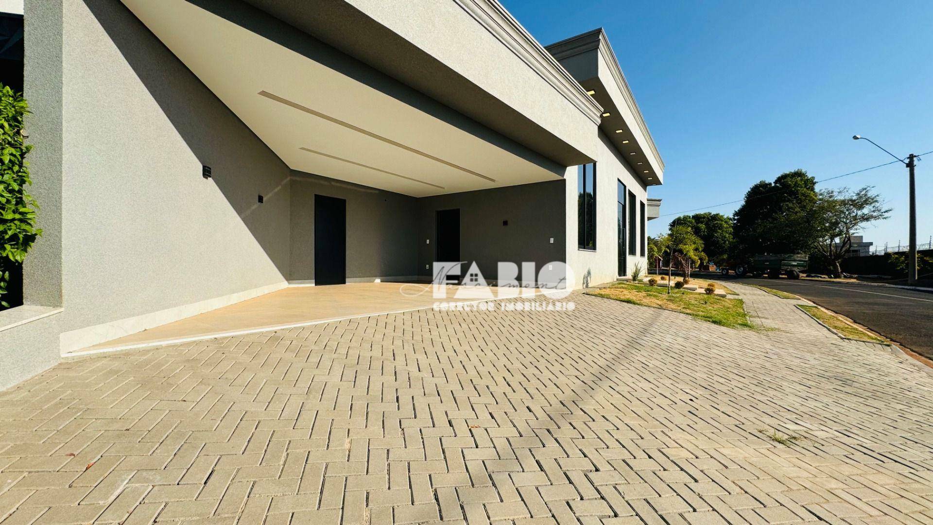 Casa de Condomínio à venda com 3 quartos, 226m² - Foto 3