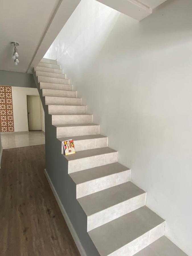 Casa à venda com 4 quartos, 148m² - Foto 3