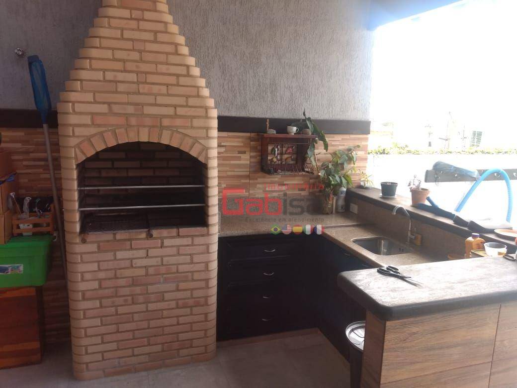 Casa à venda com 3 quartos, 240m² - Foto 30