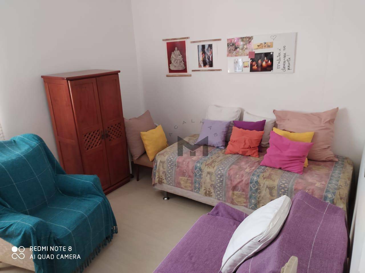 Apartamento à venda com 2 quartos, 65m² - Foto 4