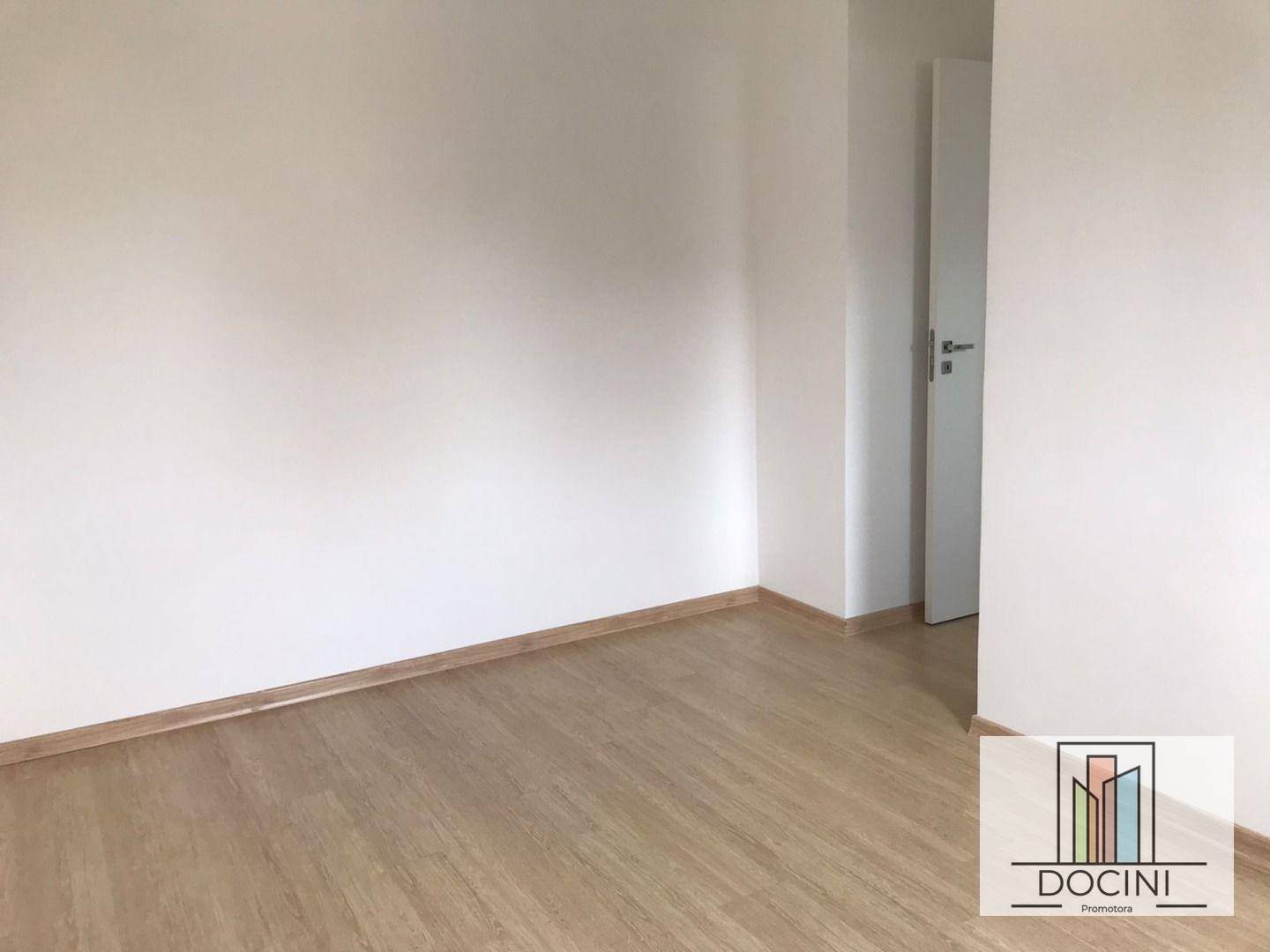 Apartamento à venda com 2 quartos, 69m² - Foto 7