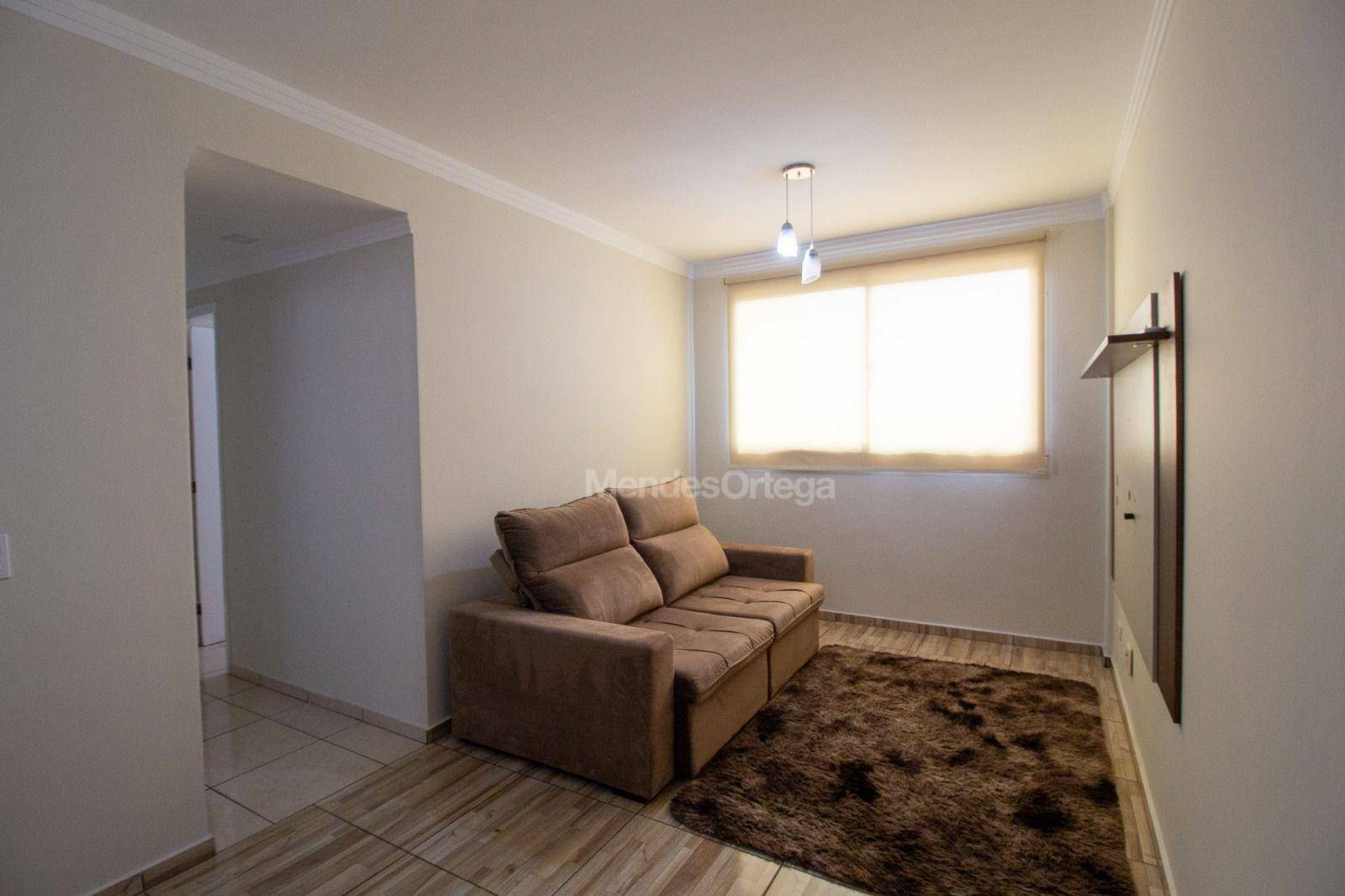 Apartamento para alugar com 3 quartos, 70m² - Foto 4