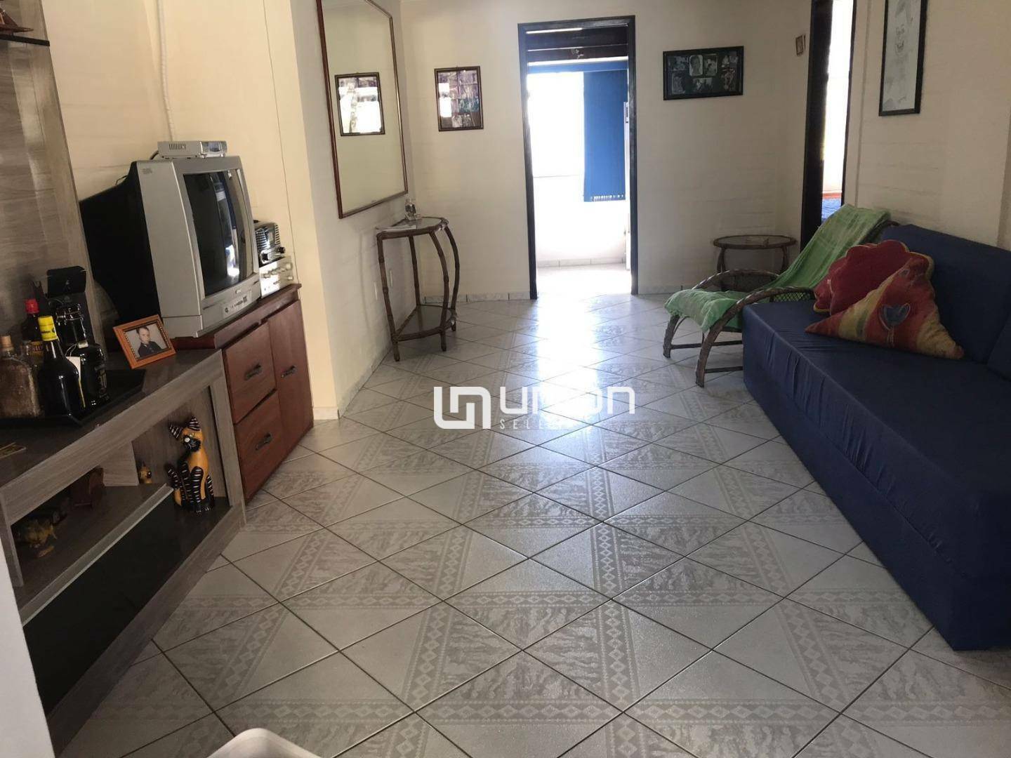 Cobertura à venda com 4 quartos, 250m² - Foto 3