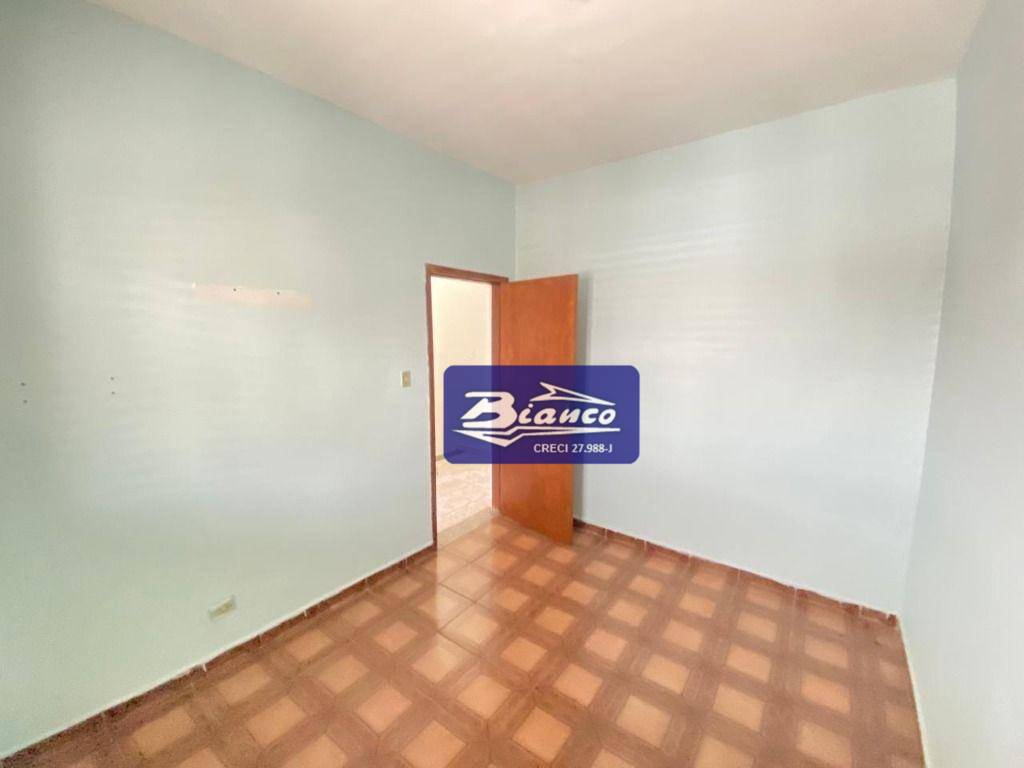 Sobrado à venda e aluguel com 4 quartos, 250m² - Foto 19