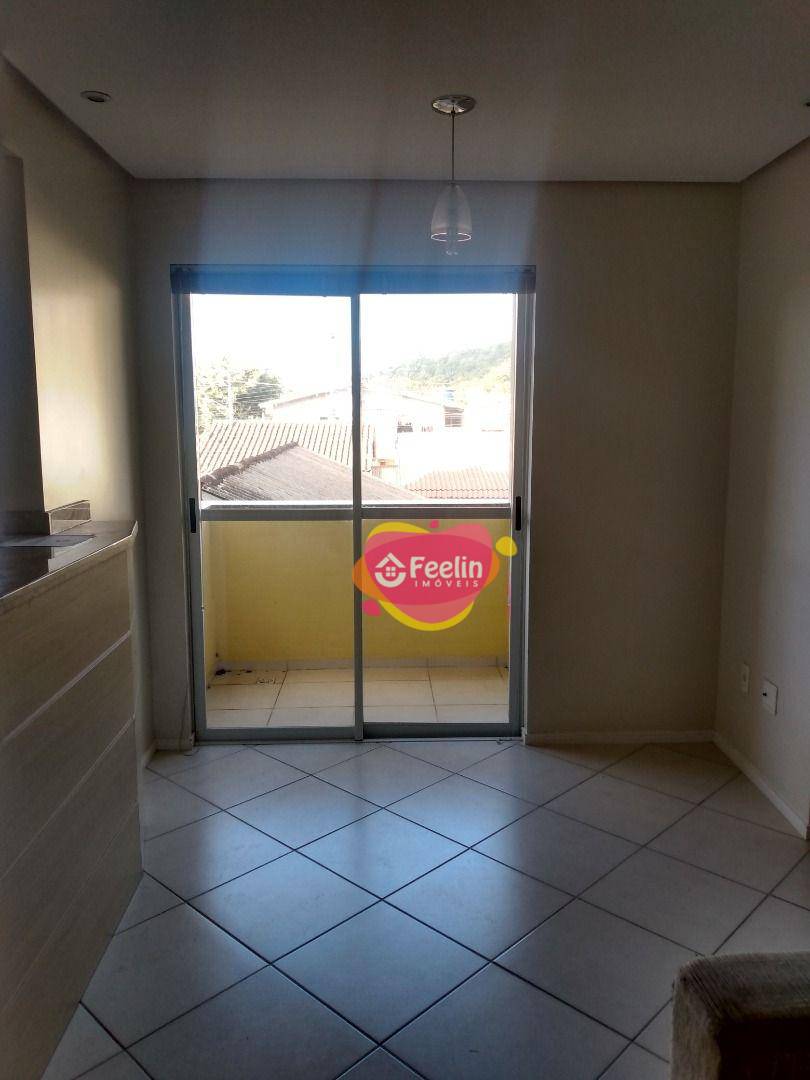 Apartamento para alugar com 2 quartos, 57m² - Foto 4