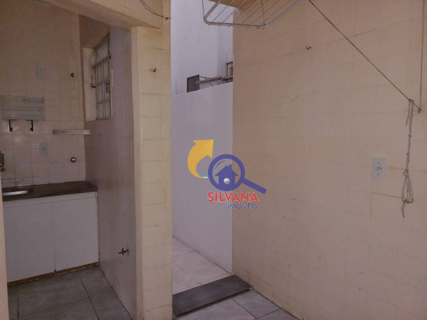 Apartamento para alugar com 3 quartos, 110m² - Foto 13