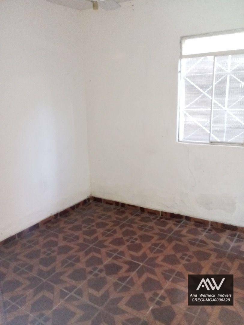 Casa à venda com 4 quartos, 200m² - Foto 9