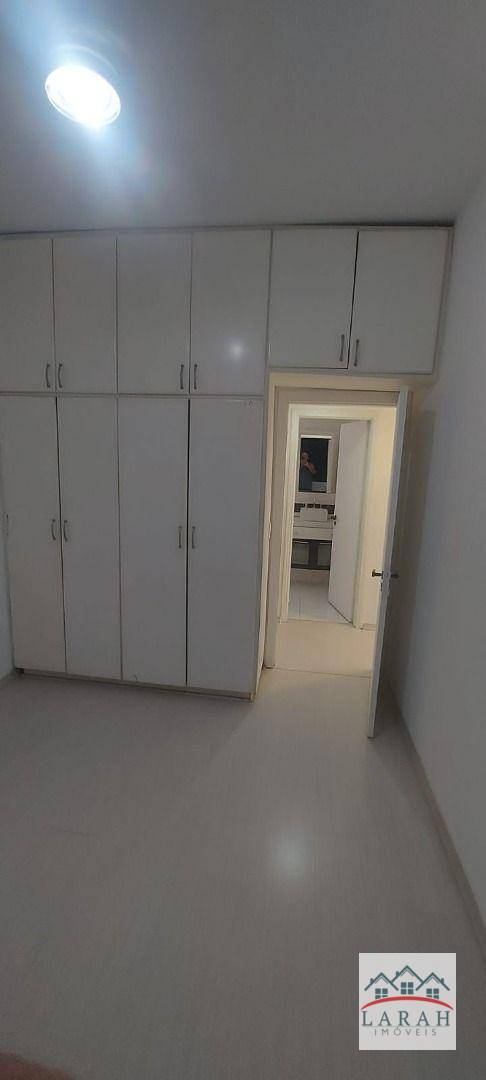 Apartamento para alugar com 3 quartos, 125m² - Foto 7