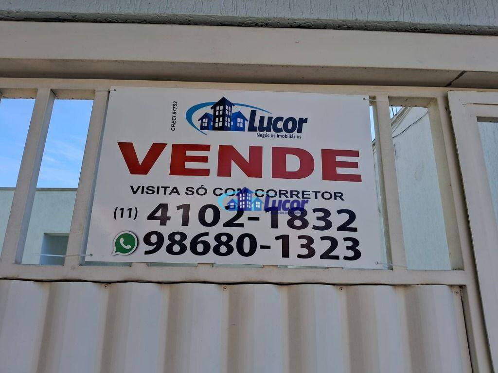 Casa à venda com 3 quartos, 180m² - Foto 2