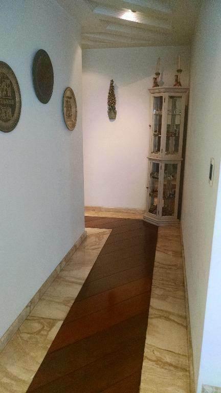 Apartamento à venda com 4 quartos, 350m² - Foto 29