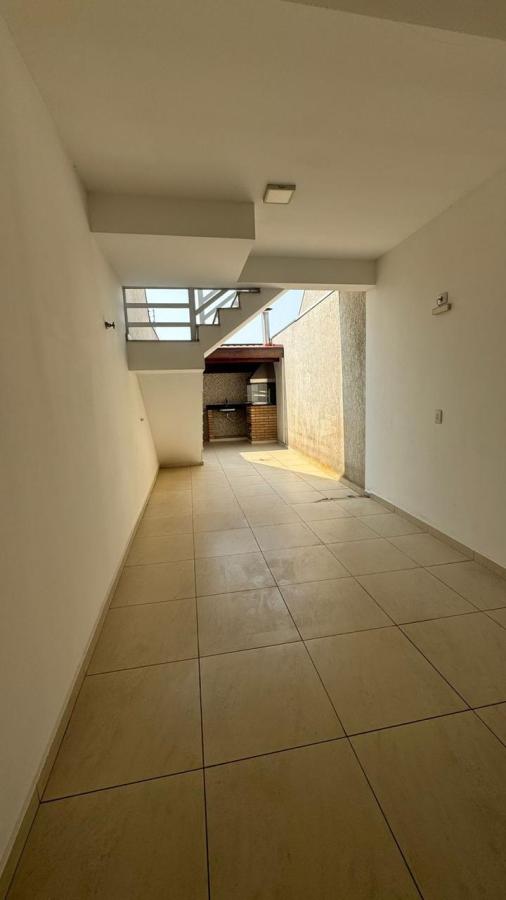 Casa à venda com 3 quartos, 106m² - Foto 3