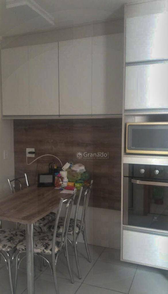 Apartamento à venda com 3 quartos, 85m² - Foto 5