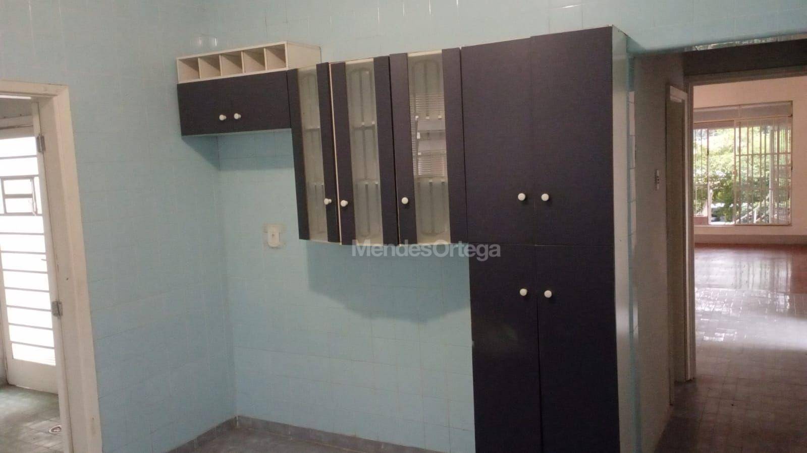 Casa para alugar com 3 quartos, 160m² - Foto 9